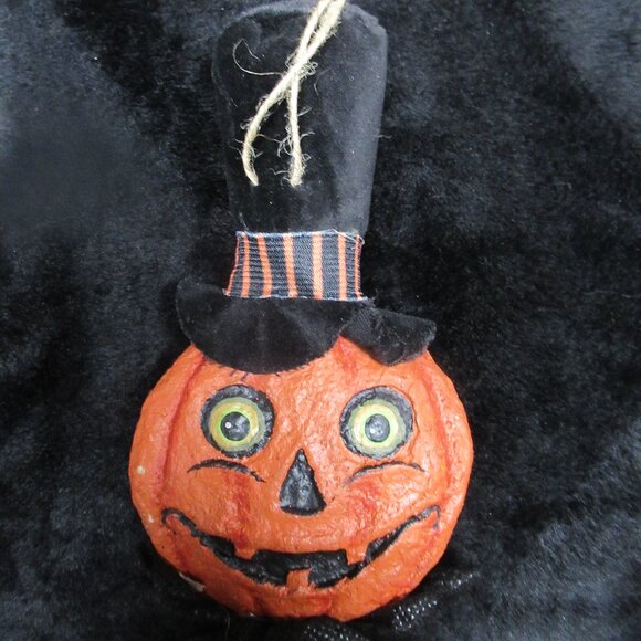 3pc Halloween Folk Art Ornaments - Picture 4 of 7
